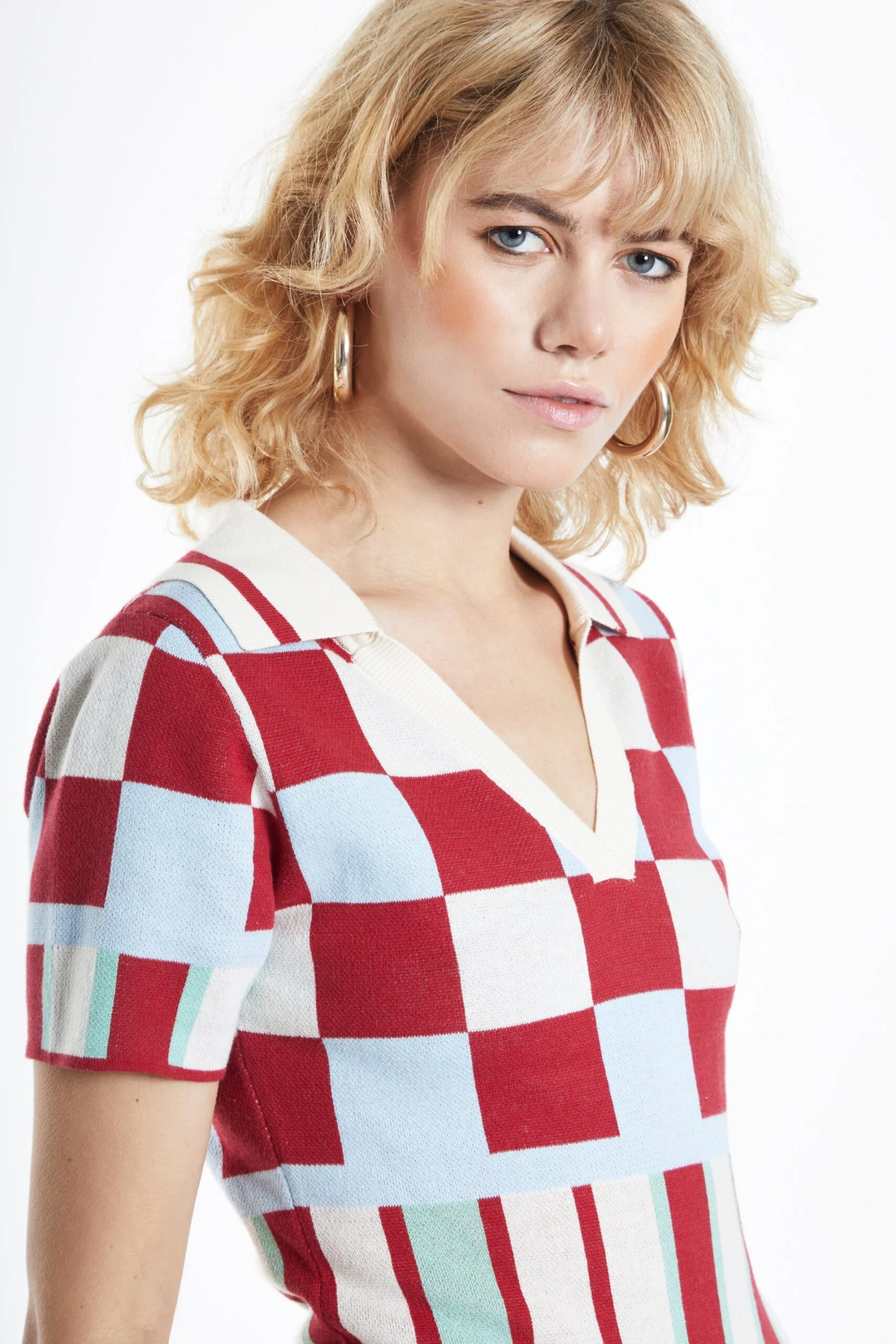 Glamorous Red Multi Graphic Knit V Neck Mini Dress - Image 3