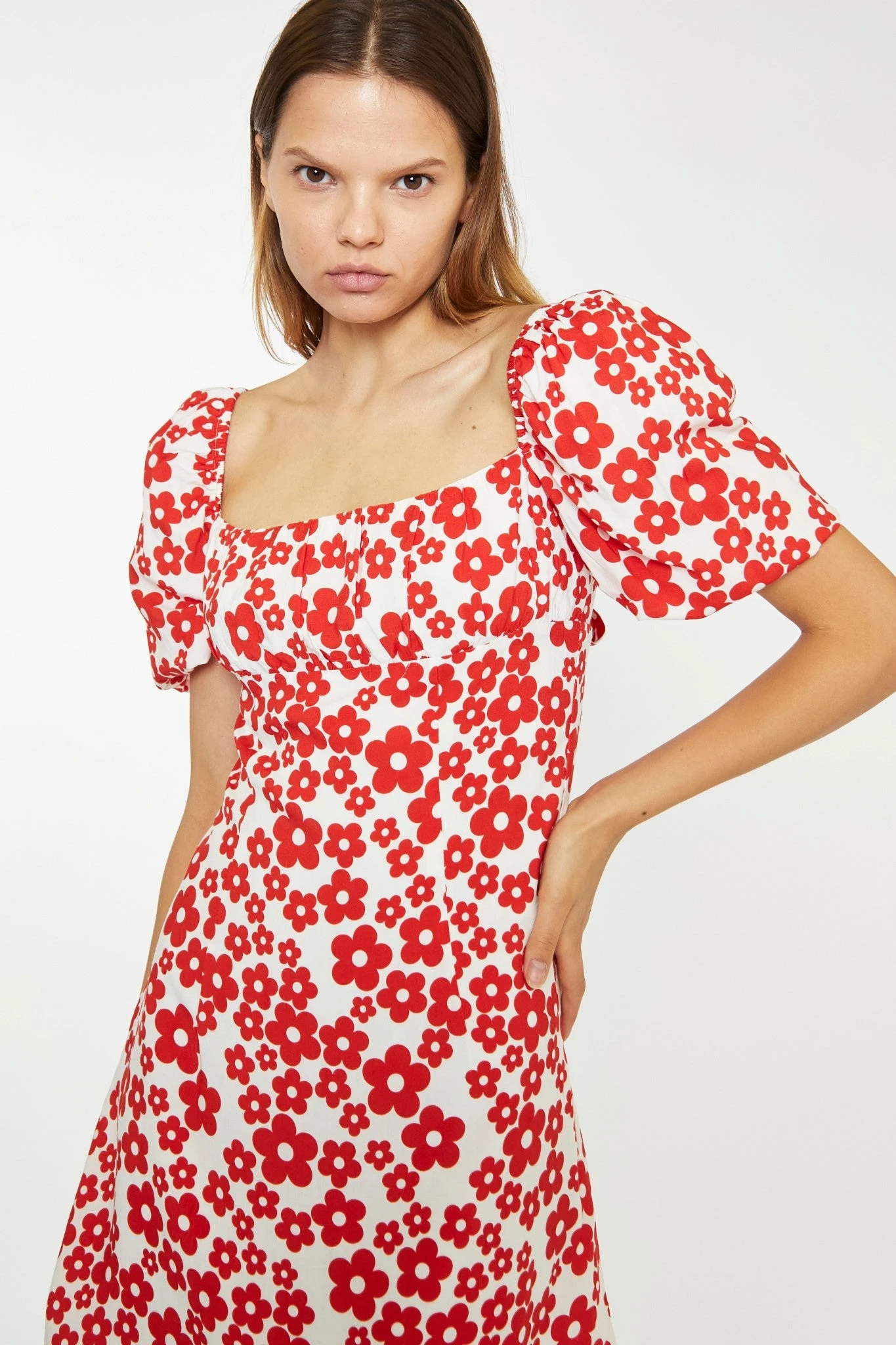 Glamorous White-Red Flower Tie-Back Mini Dress