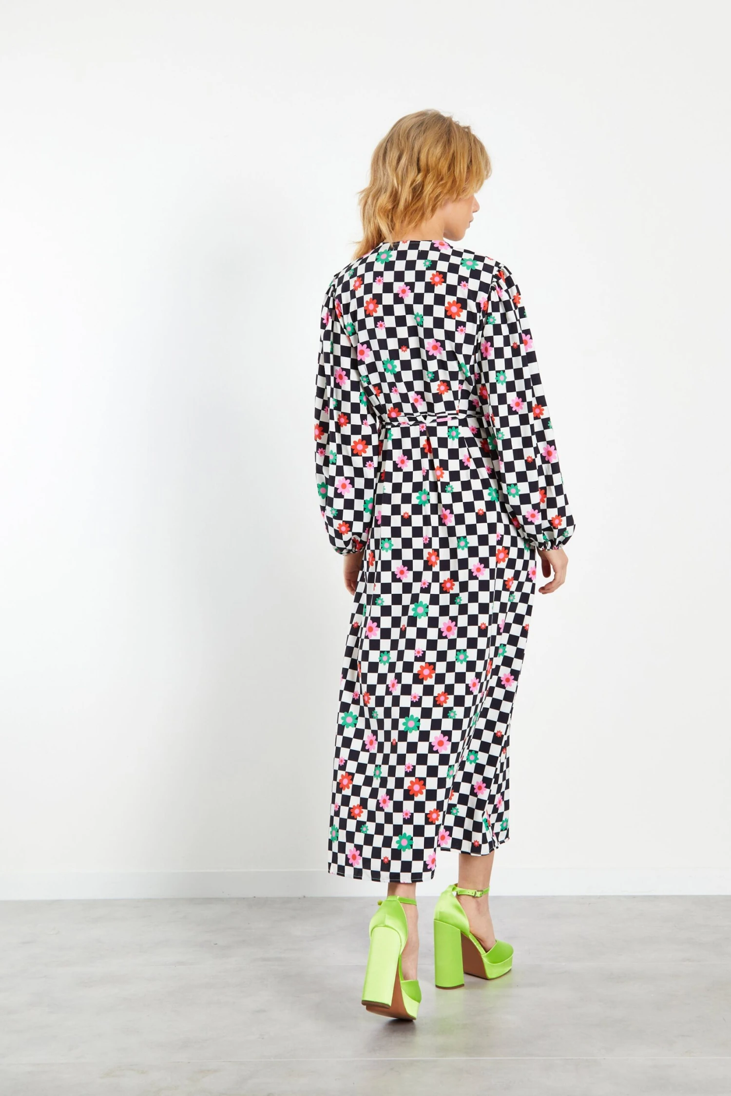 Glamorous Checkboard Flower Long Sleeve Wrap Midi Dress - Image 2