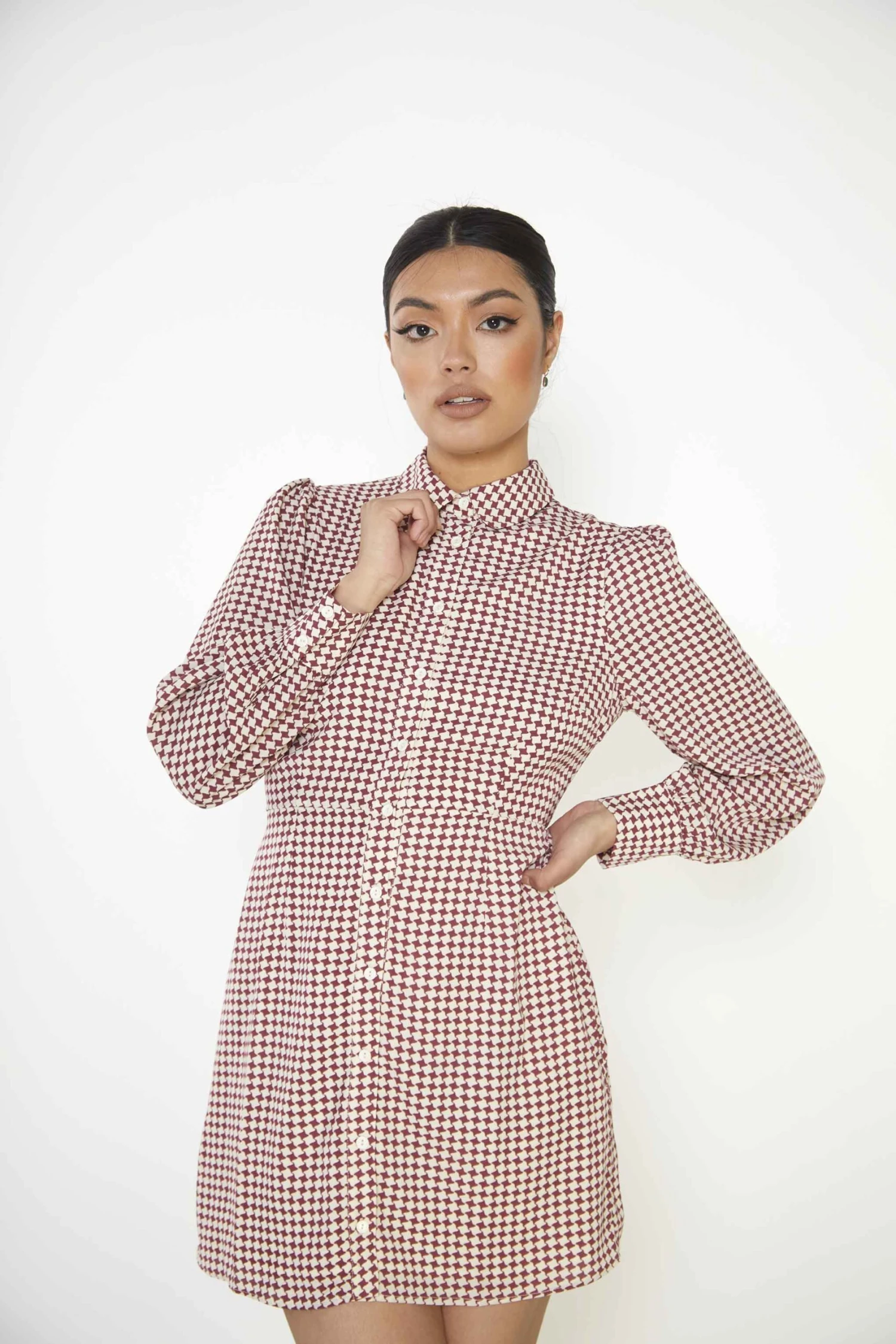 Glamorous Burgundy Geometric Check Long Sleeve Mini Shirt Dress With Peter Pan Collar - Image 2