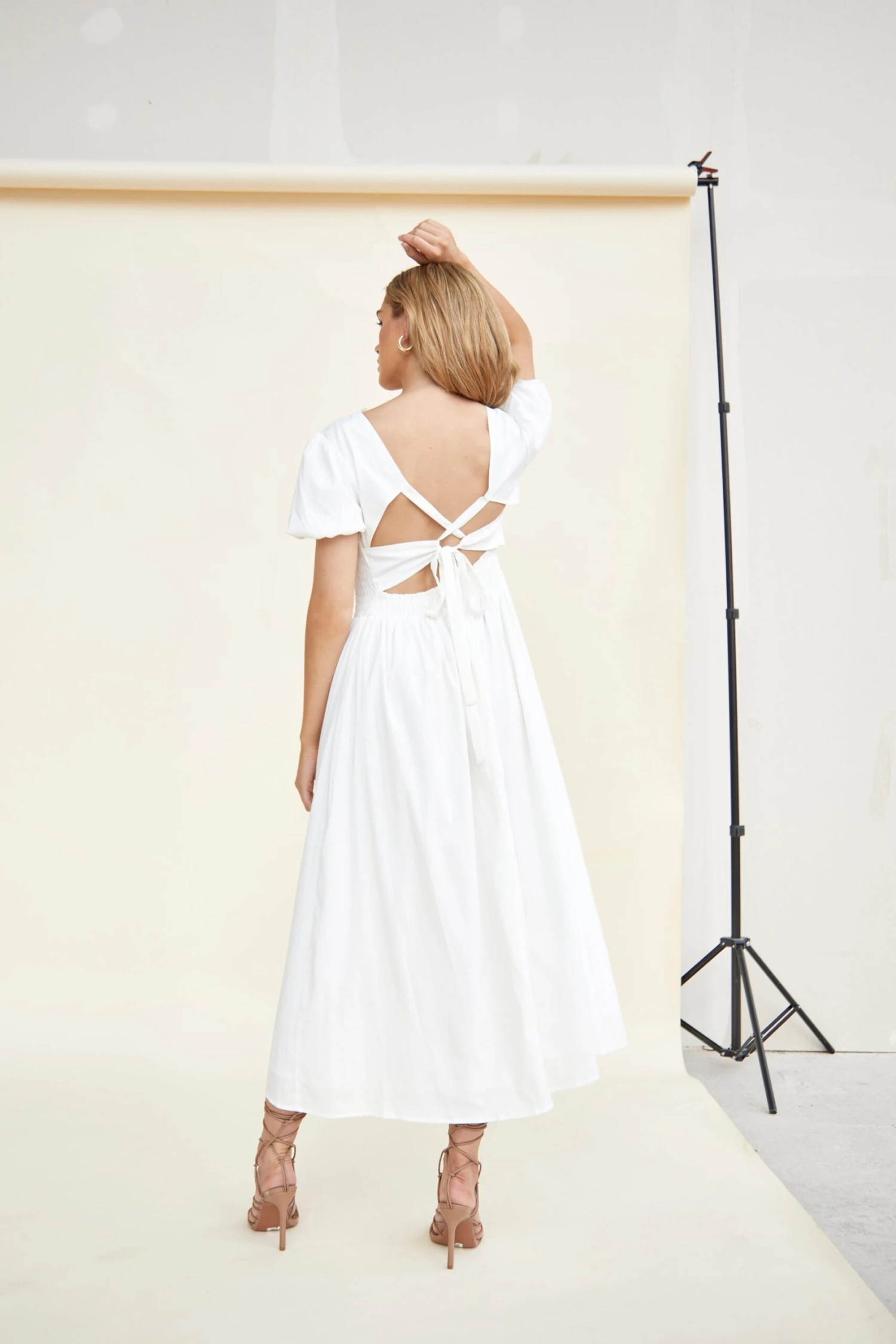Glamorous Lace-up Back Midaxi Dress - Image 2