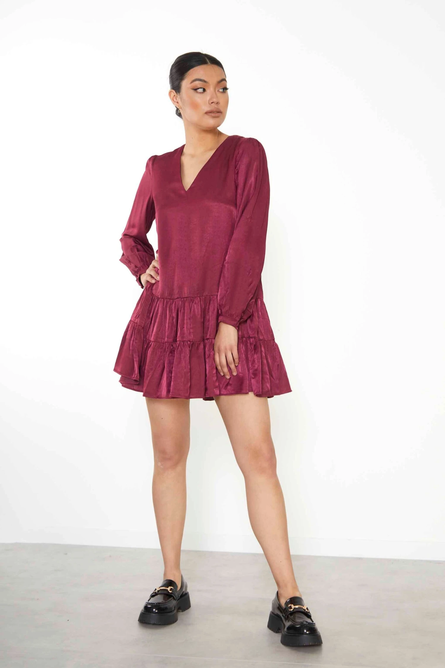 Glamorous Burgundy Shift Mini Dress - Image 2