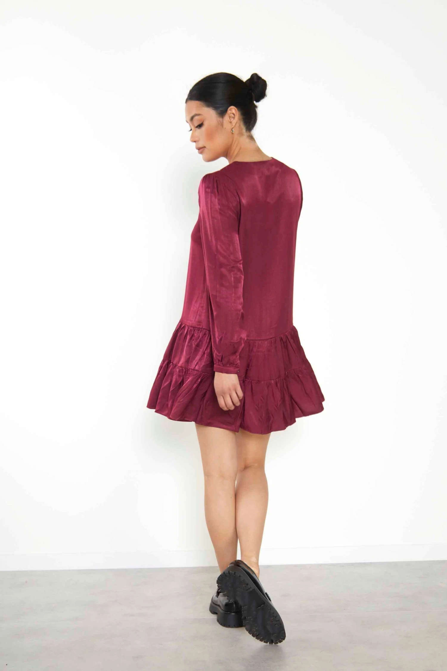 Glamorous Burgundy Shift Mini Dress - Image 3